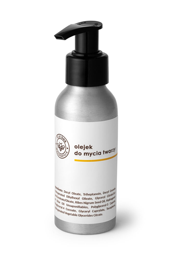 Olejek do mycia twarzy w butelce z pompką – fotografia packshot do sklepu internetowego