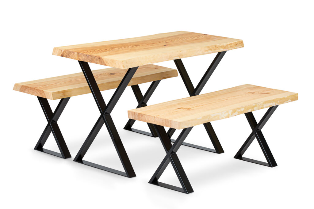 Packshot stołu piknikowego z ławkami na metalowych nogach – zdjęcie do marketplace